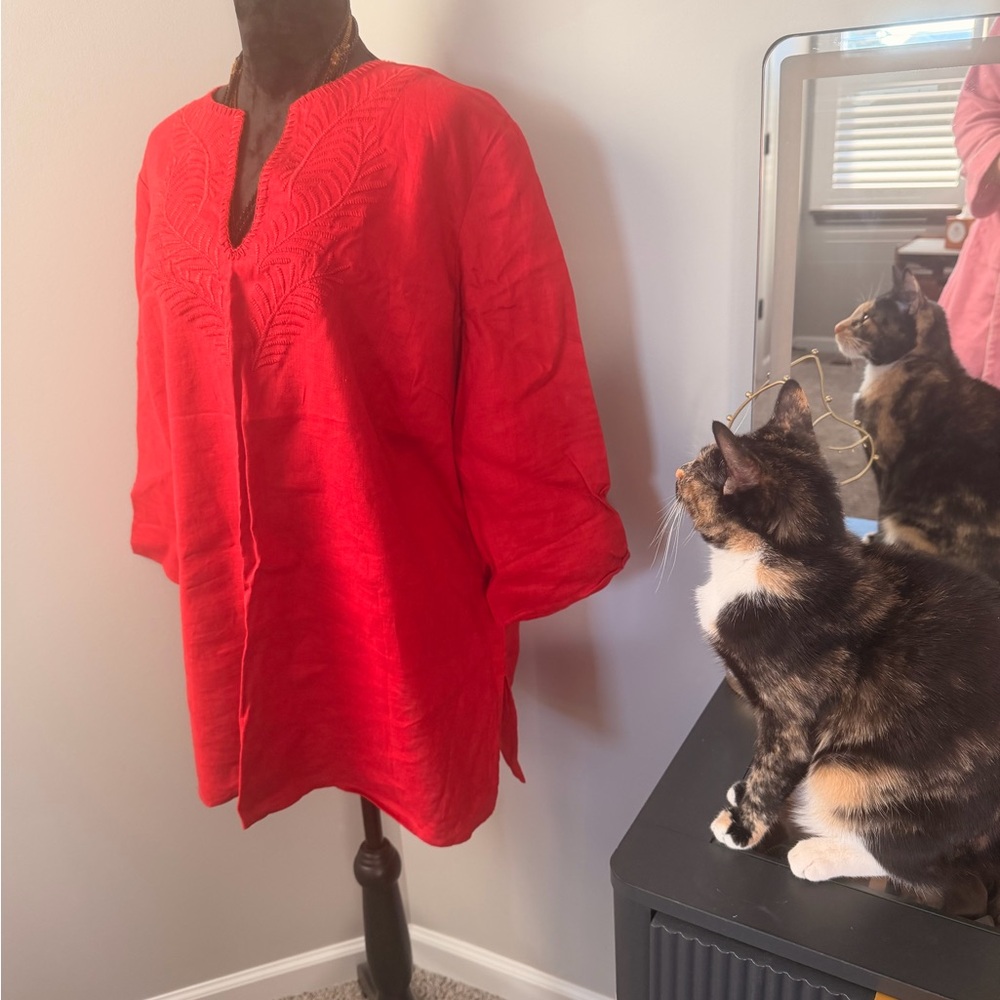 Chaps Red Tunic Top 💯 Linen - Picture 2 of 4